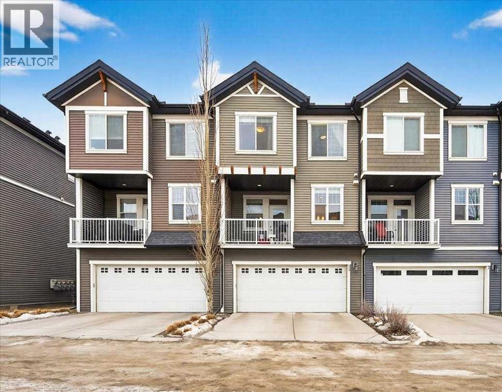 Row / Townhouse for Sale in 11 Nolan Hill Boulevard NW|Calgary, Alberta T3R0S5