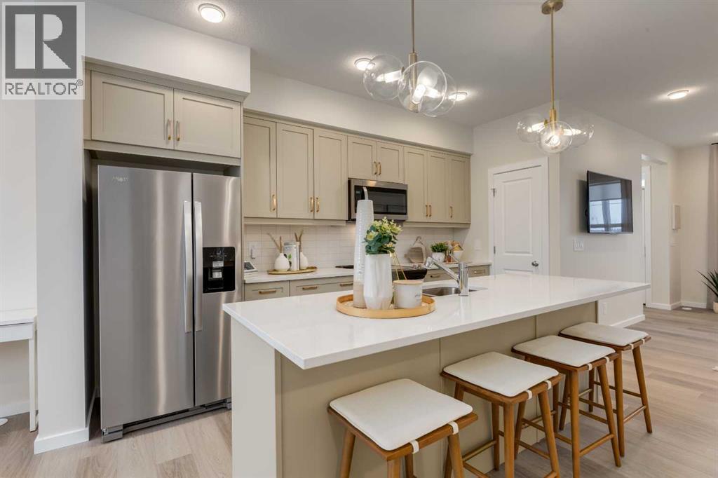 Row / Townhouse for Sale in 585 Savanna Drive NE|Calgary, Alberta T3J5P8