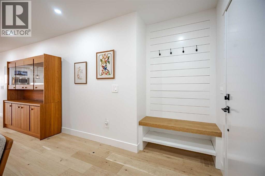 House for Sale in 3112 Brentwood Boulevard NW|Calgary, Alberta T2L1J8 4