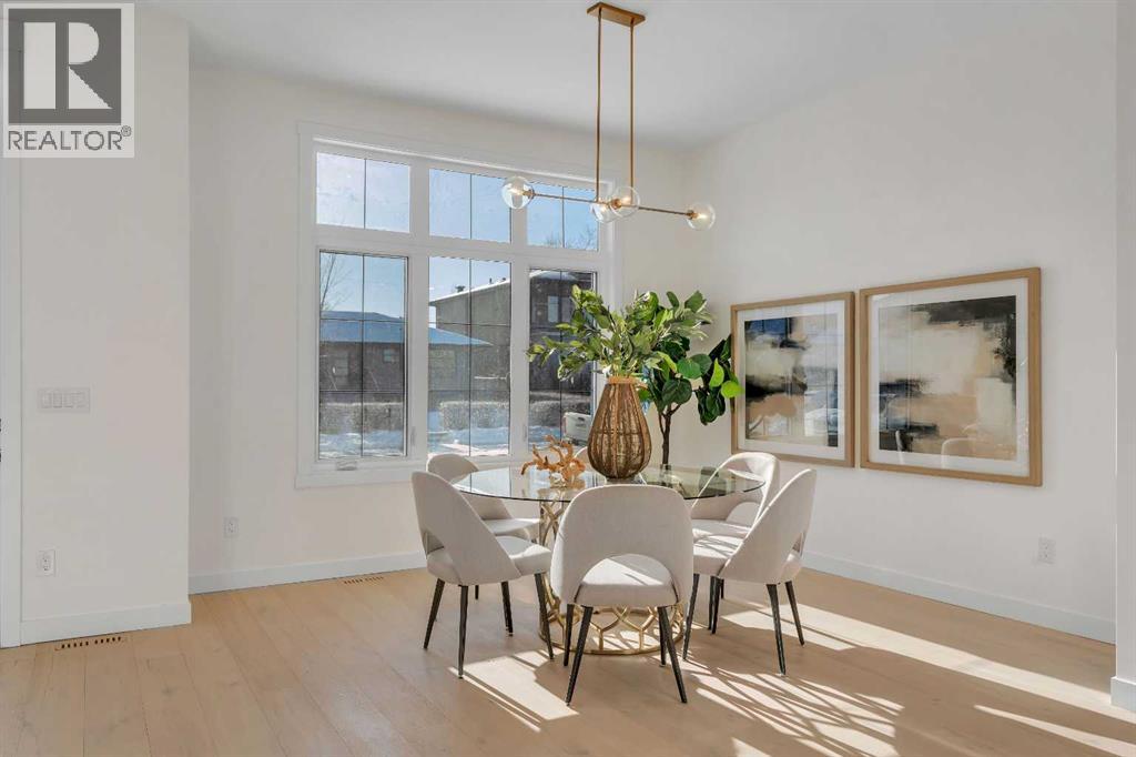 Duplex for Sale in 2436 30 Avenue SW|Calgary, Alberta T3E2M1 3