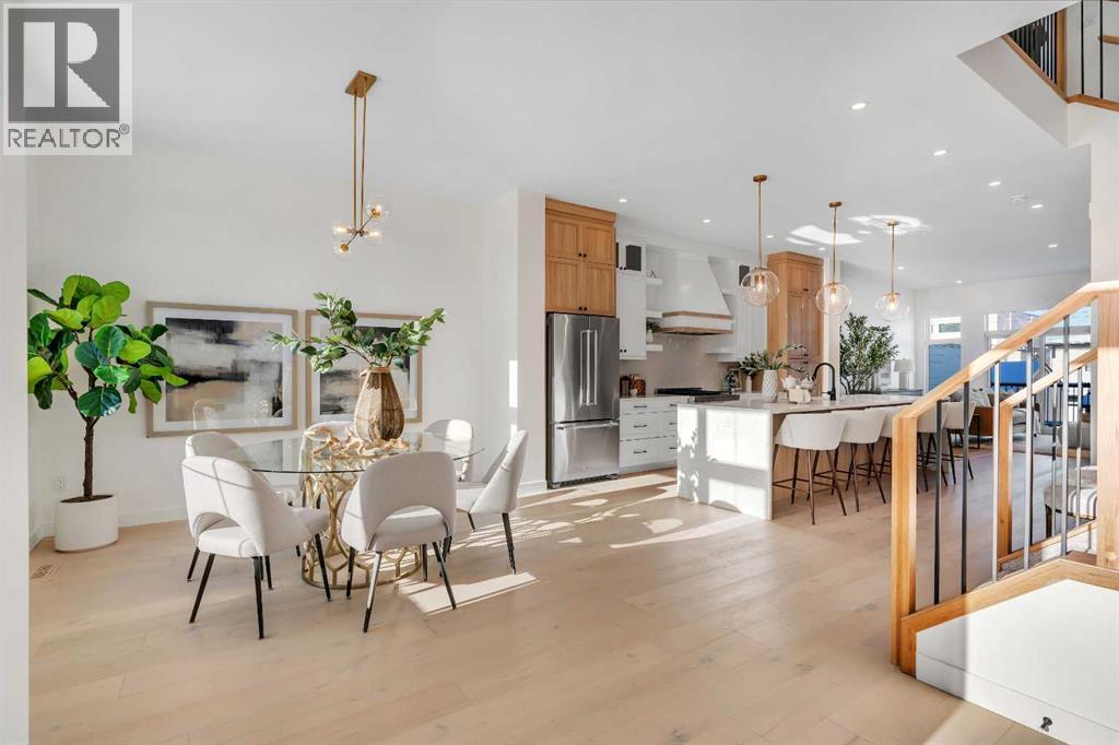 Duplex for Sale in 2436 30 Avenue SW|Calgary, Alberta T3E2M1