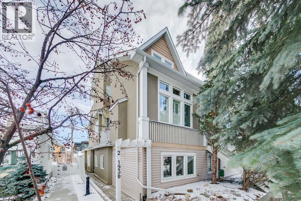 Row / Townhouse for Sale in 2, 1930 24A Street SW|Calgary, Alberta T3E1V3 2
