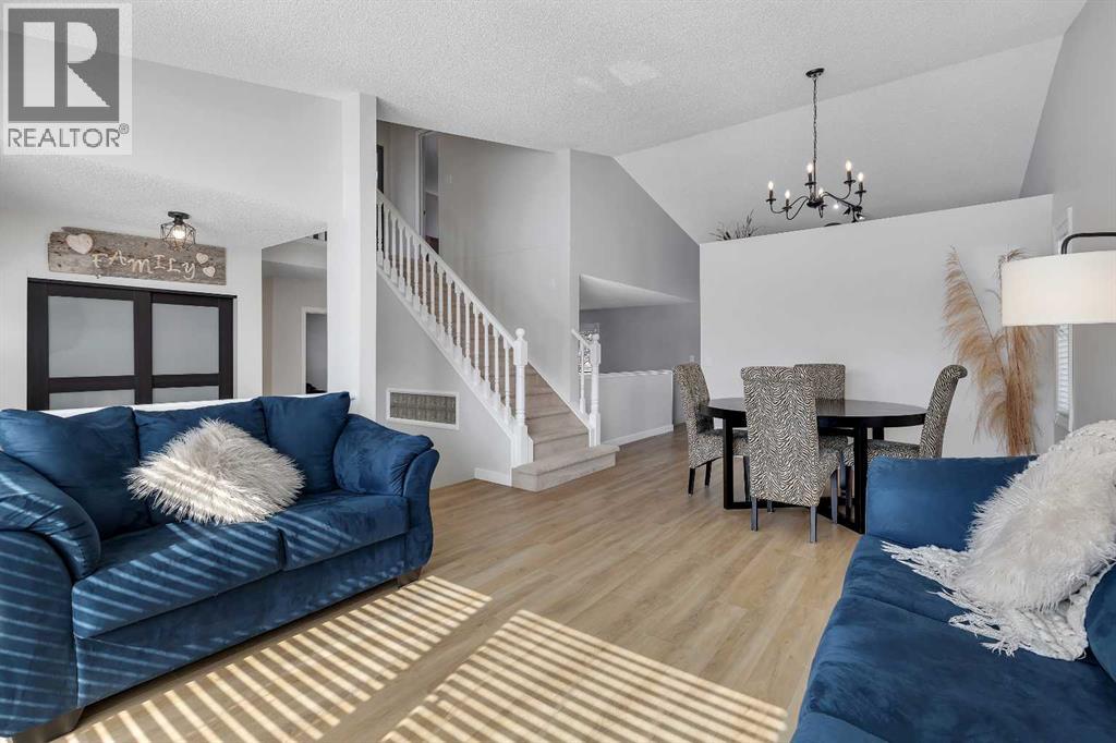 House for Sale in 12 Harvest Oak Place NE|Calgary, Alberta T3K4C9 4