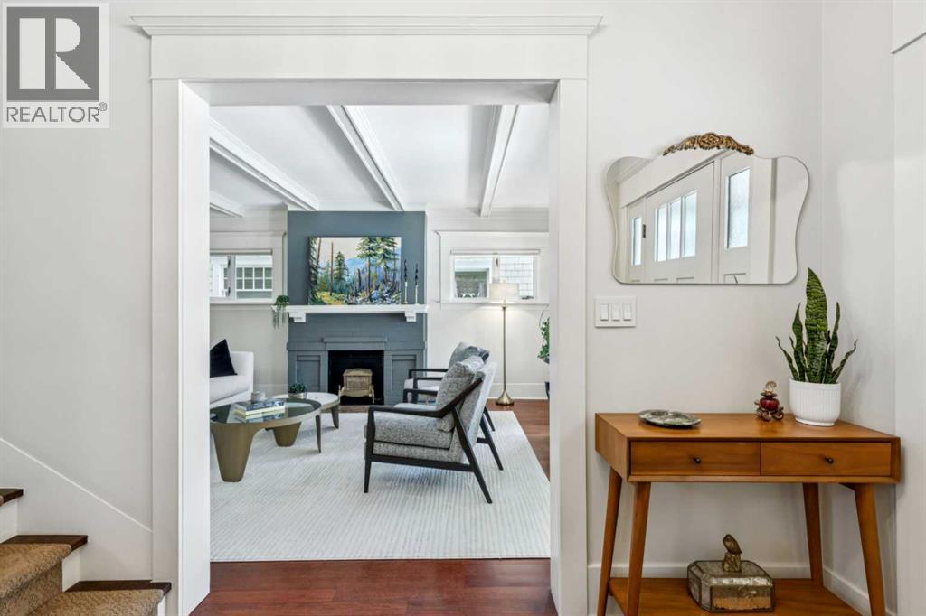 House for Sale in 3218 6 Street SW|Calgary, Alberta T2S2M3 4