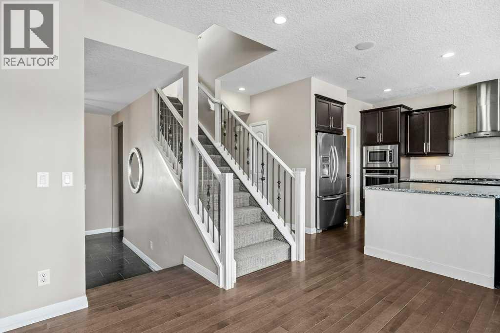 House for Sale in 54 Auburn Crest Way SE|Calgary, Alberta T3M1T8 3