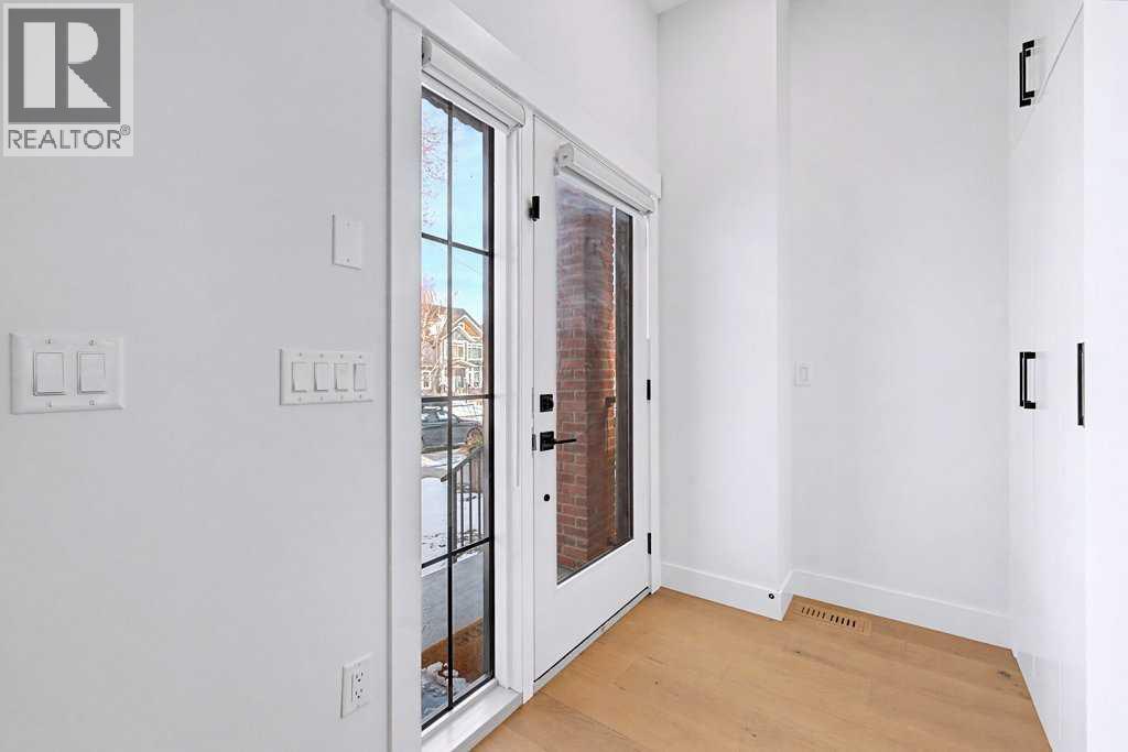 House for Sale in 1935 43 Avenue SW|Calgary, Alberta T2T2N1 5