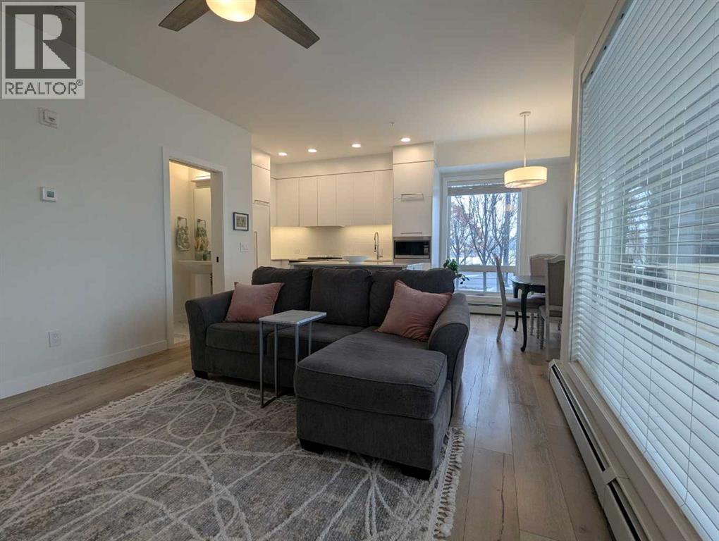 Apartment for Sale in 102, 3125 39 Street NW|Calgary, Alberta T3B6H5 4