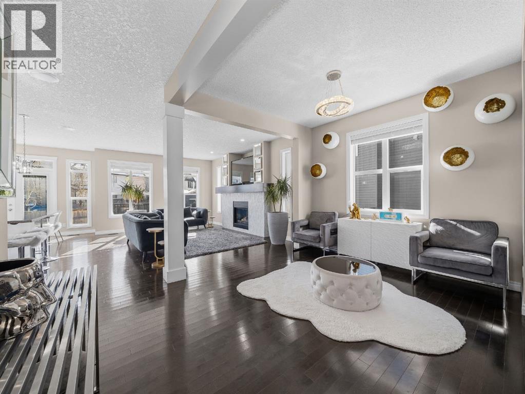 House for Sale in 91 Silverado Ridge Crescent SW|Calgary, Alberta T2X0J8 5