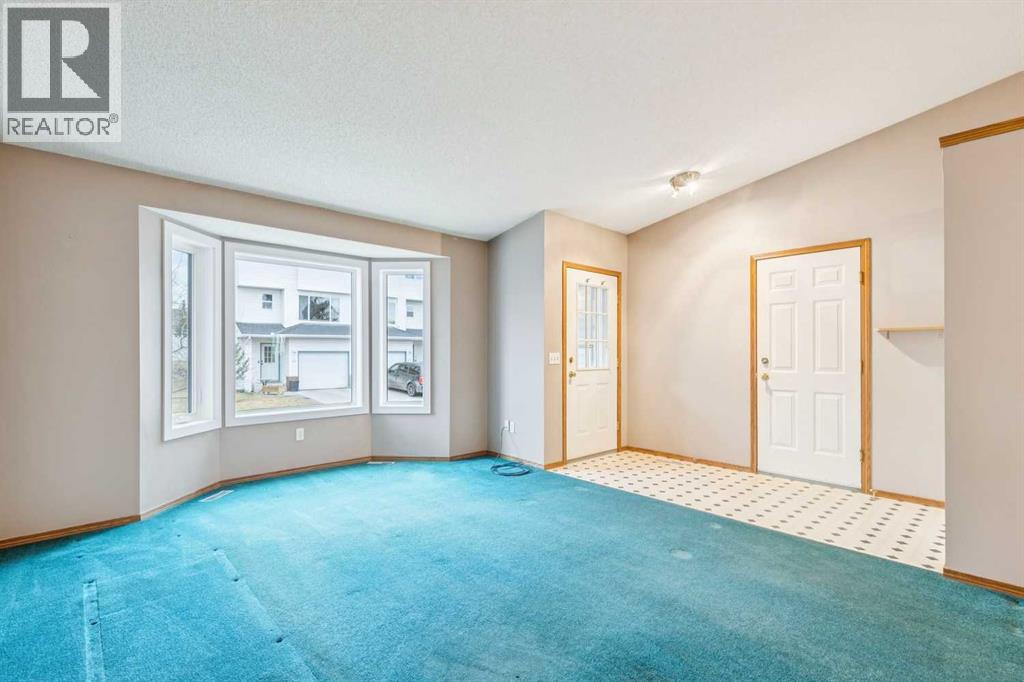 Row / Townhouse for Sale in 42 Harvest Oak Circle NE|Calgary, Alberta T3K4S6 5