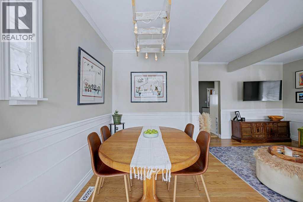 House for Sale in 134 30 Avenue NW|Calgary, Alberta T2M2M9 3