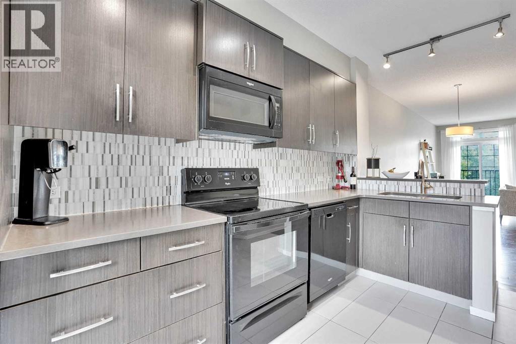 Row / Townhouse for Sale in 306 Ascot Circle SW|Calgary, Alberta T3H0X2 3