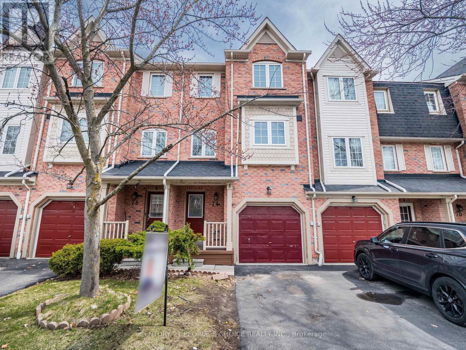 Row / Townhouse for Sale in 74 - 7190 ATWOOD LANE|Mississauga (Meadowvale Village), Ontario L5N7Y6