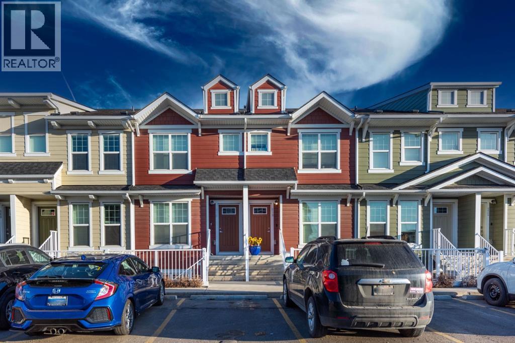 Row / Townhouse for Sale in 616 Cranford Mews SE|Calgary, Alberta T3M2P1 2