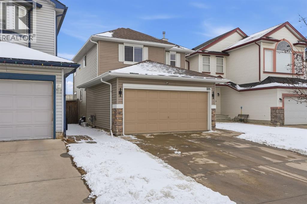 House for Sale in 235 Coville Close NE|Calgary, Alberta T3K5V8 2