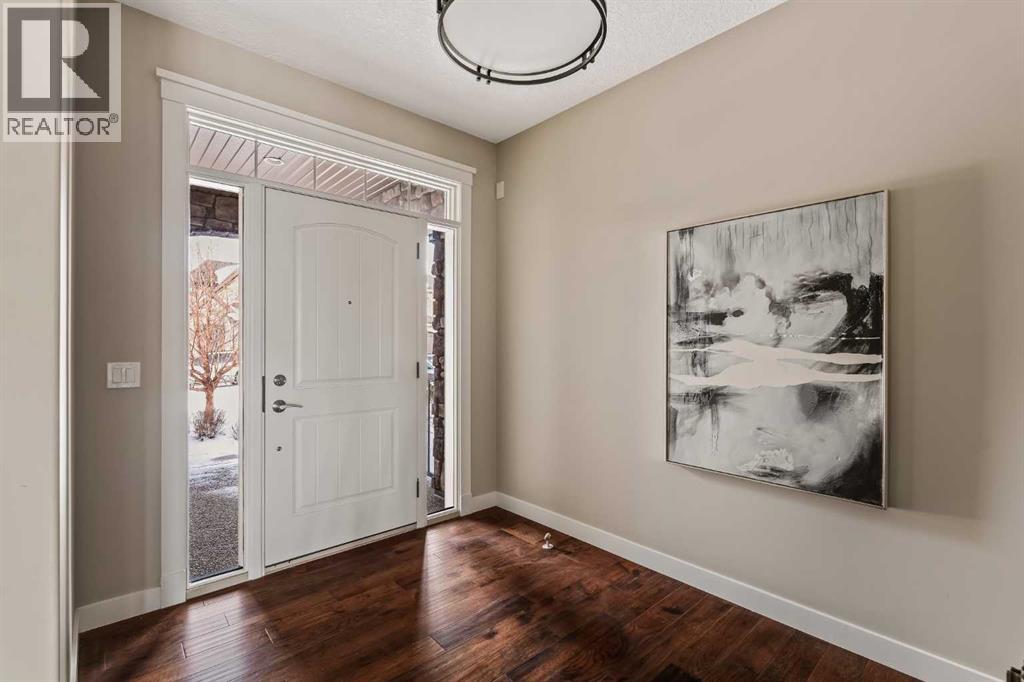 House for Sale in 10 Aspen Summit Green SW|Calgary, Alberta T3H0T6 2