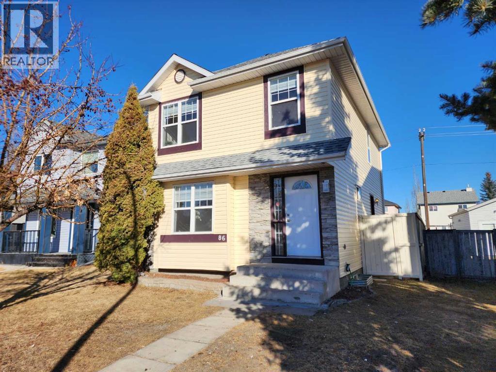 House for Sale in 86 Harvest Rose Circle NE|Calgary, Alberta T3K4M7 2