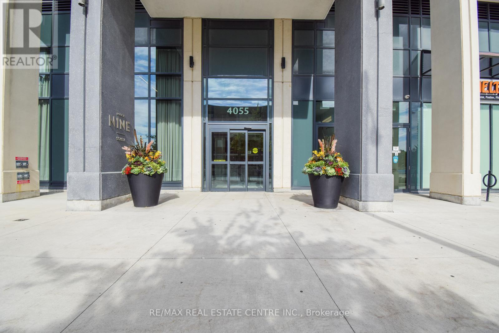 Row / Townhouse for Sale in 519 - 4055 PARKSIDE VILLAGE DRIVE|Mississauga (City Centre), Ontario L5B0K8 5