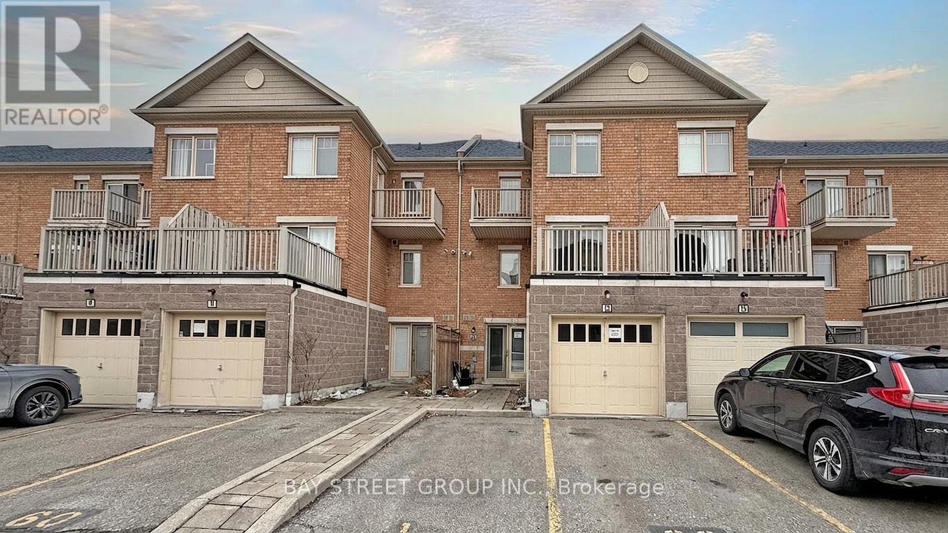 Row / Townhouse for Sale in 13 - 3975 EGLINTON AVENUE W|Mississauga (Churchill Meadows), Ontario L5M0E7 2