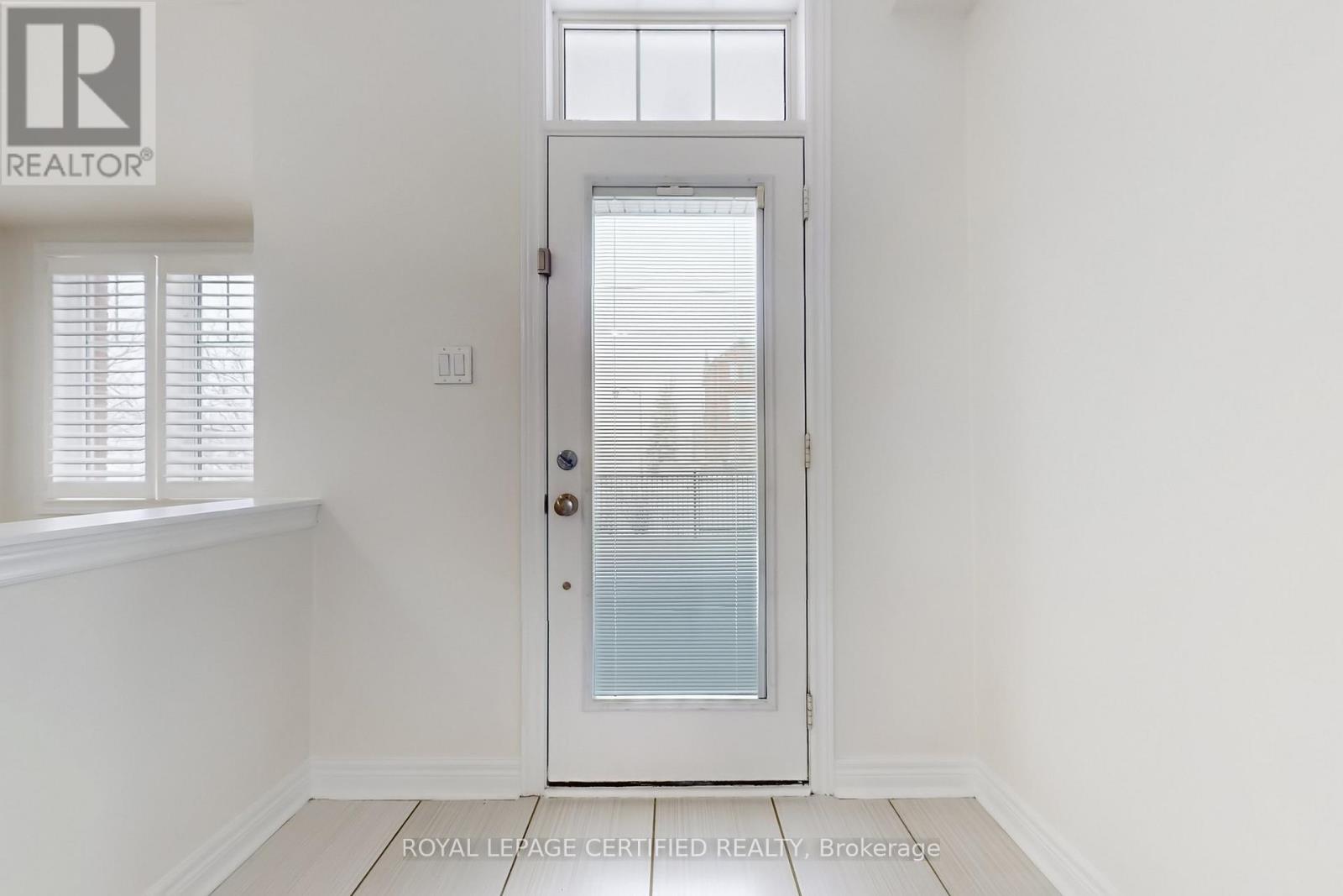 Row / Townhouse for Sale in 2 - 5725 TOSCA DRIVE|Mississauga (Churchill Meadows), Ontario L5M6V9 4