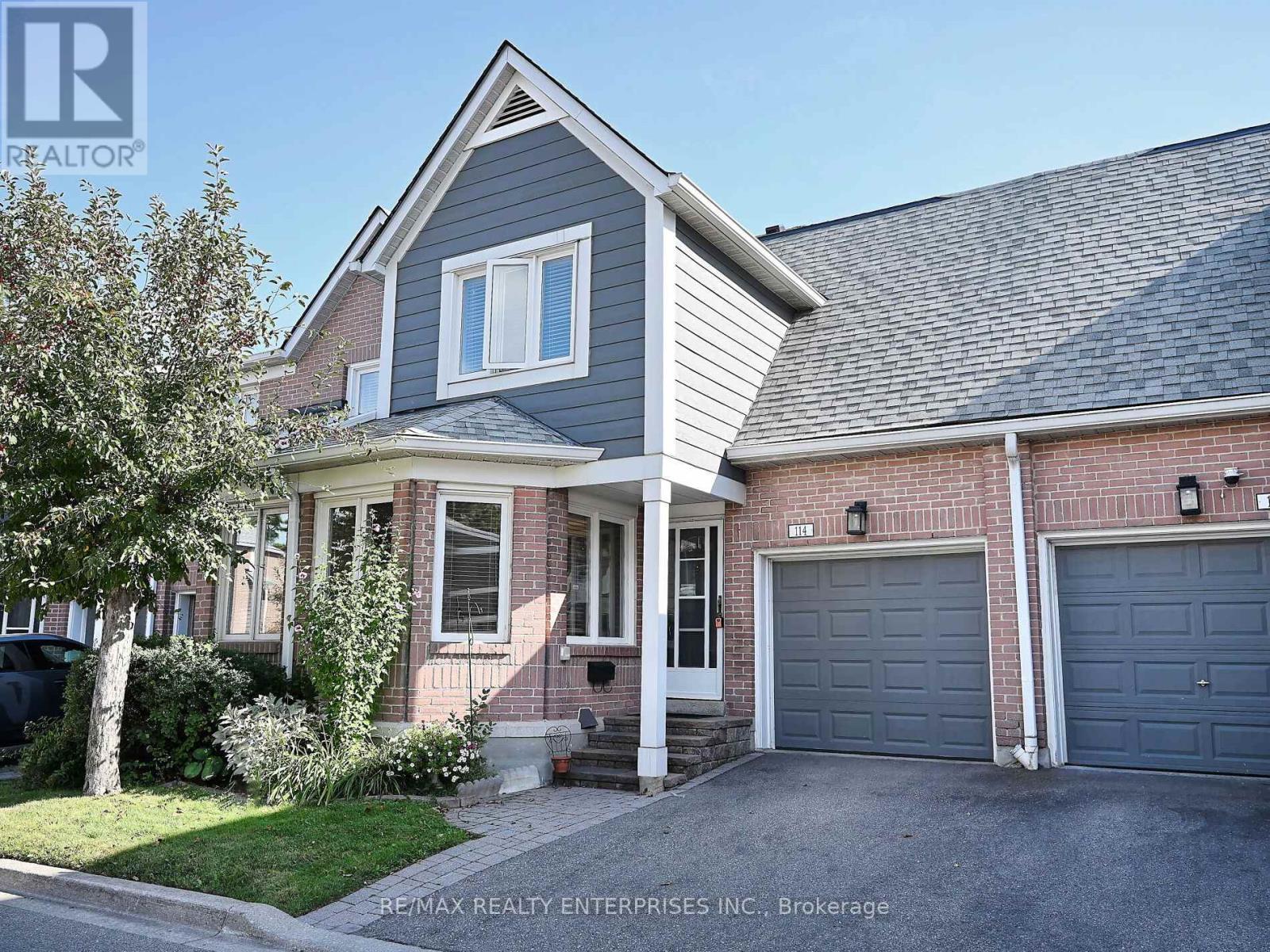 Row / Townhouse for Sale in 114 - 2205 SOUTH MILLWAY ROAD|Mississauga (Erin Mills), Ontario L5L3T2