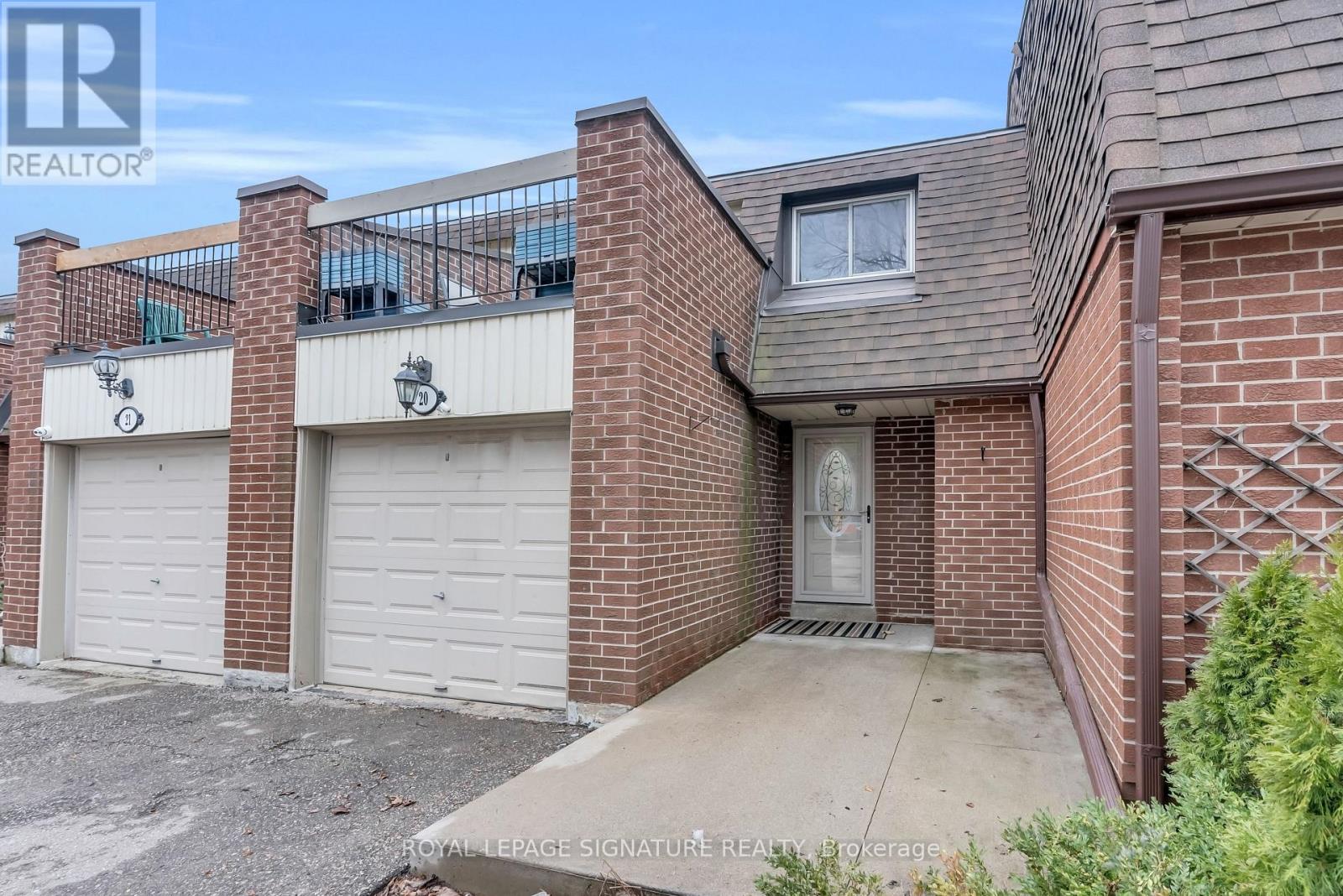 Row / Townhouse for Sale in #20 - 6240 MONTEVIDEO ROAD|Mississauga (Meadowvale), Ontario L5N2N7 5