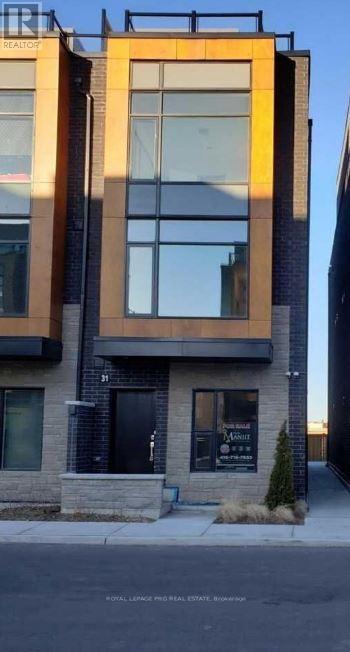 Row / Townhouse for Sale in 31 - 200 MALTA AVENUE|Brampton (Fletcher's Creek South), Ontario L6Y6H8 2
