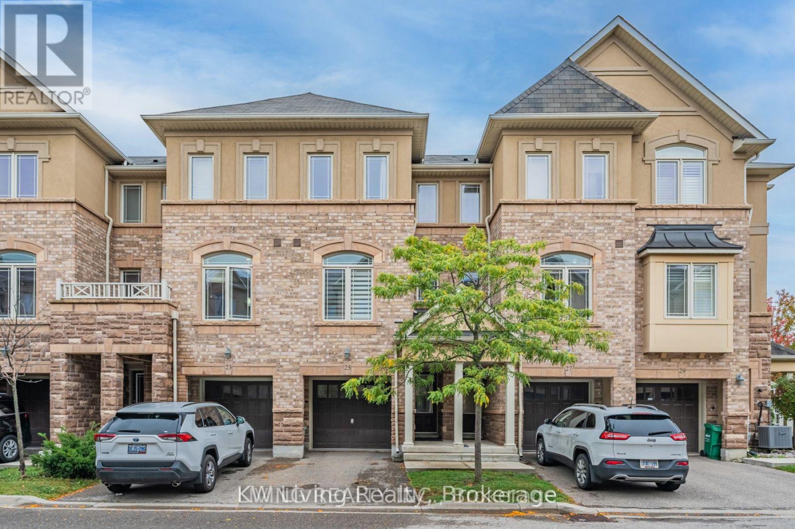Row / Townhouse for Sale in 25 - 6625 FALCONER DRIVE|Mississauga (Streetsville), Ontario L5N0C7