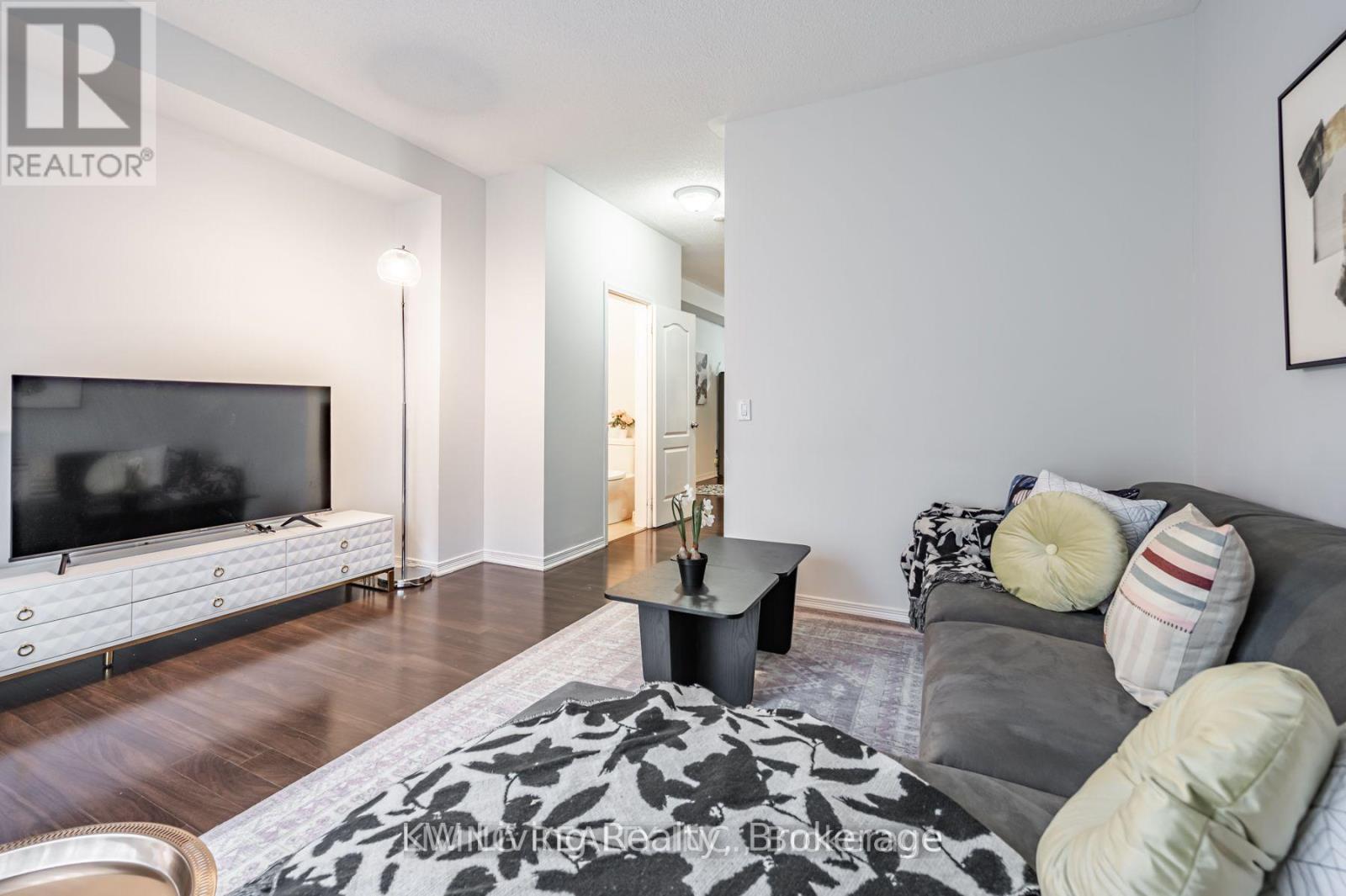 Row / Townhouse for Sale in 25 - 6625 FALCONER DRIVE|Mississauga (Streetsville), Ontario L5N0C7 4