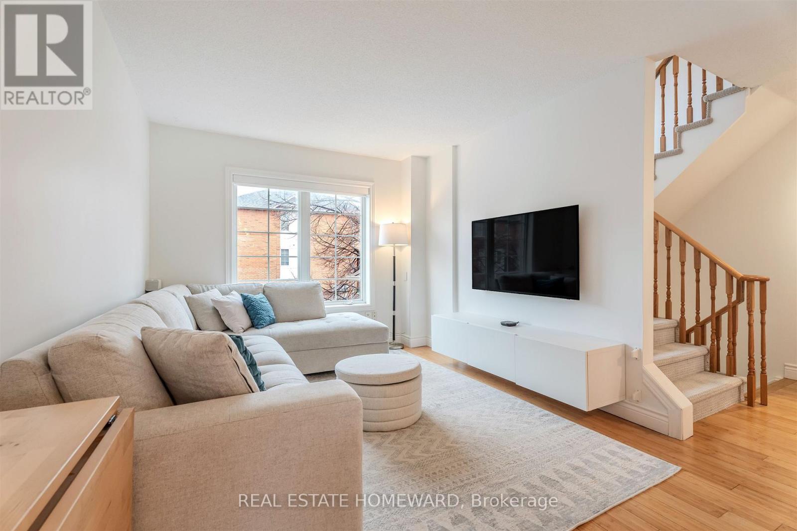 Row / Townhouse for Sale in 55 - 170 HAVELOCK DRIVE|Brampton (Fletcher's Creek South), Ontario L6W4T3 3