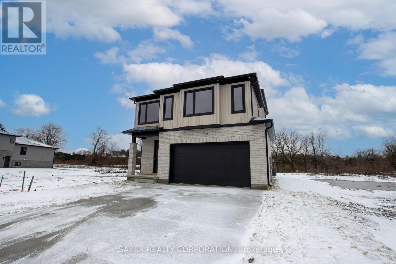 536 REGENT STREET, Strathroy-Caradoc (Mount Brydges)