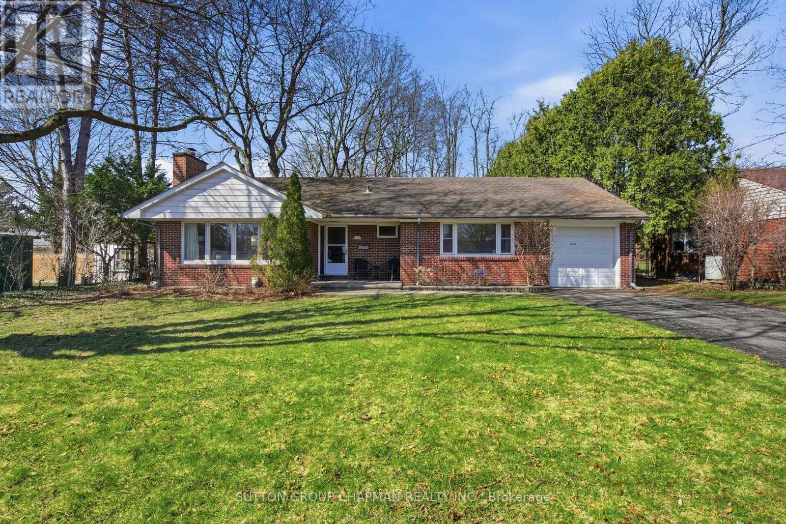 414 DOLWAY PLACE, London North (North P)