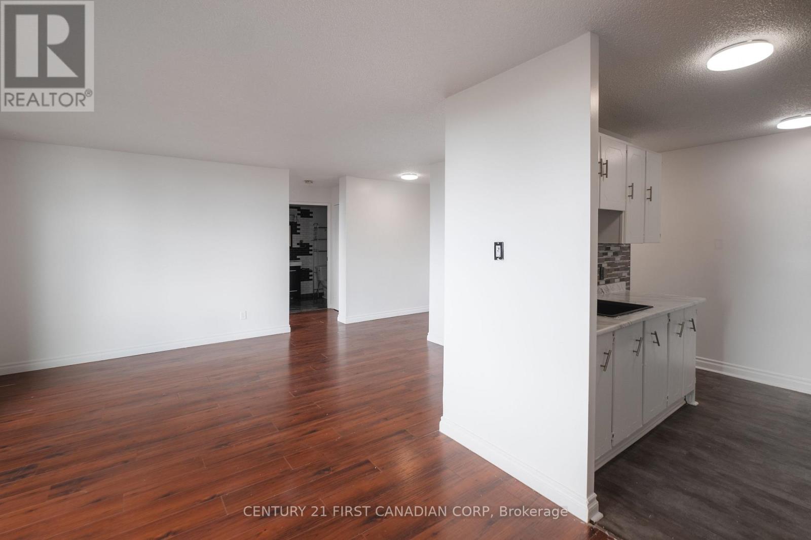 507 - 1103 JALNA BOULEVARD, London South (South X)