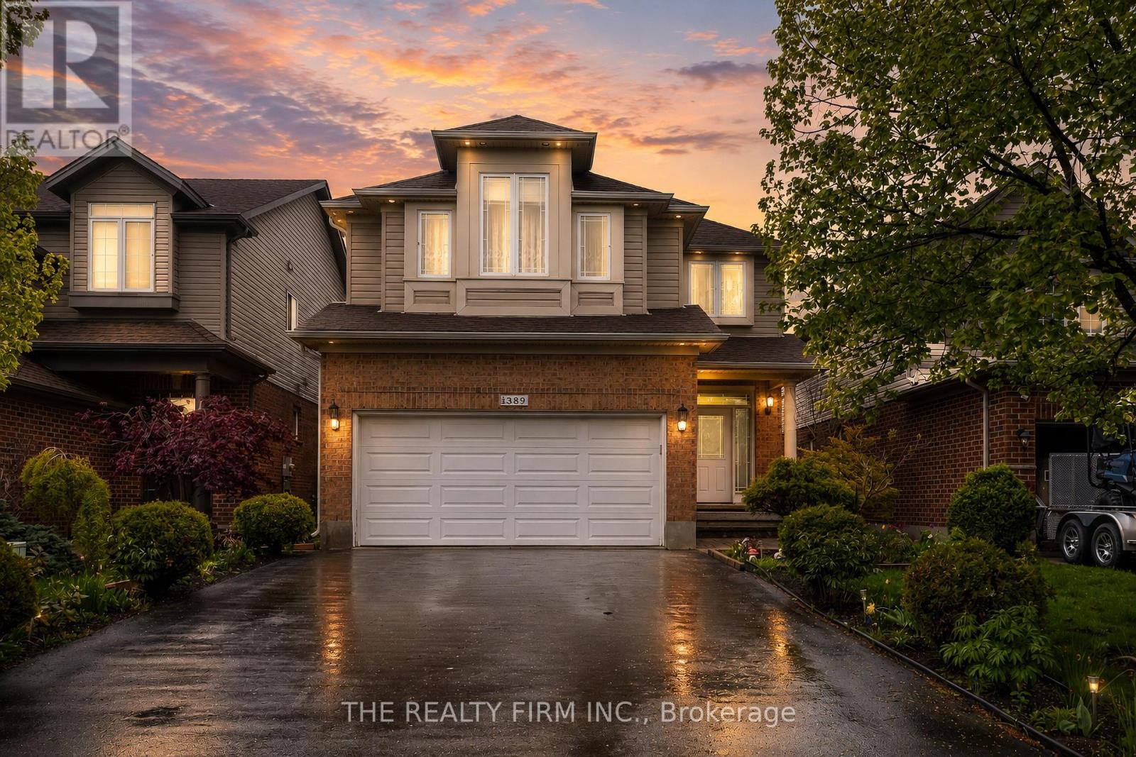 1389 PLEASANTVIEW DRIVE, London North (North C)