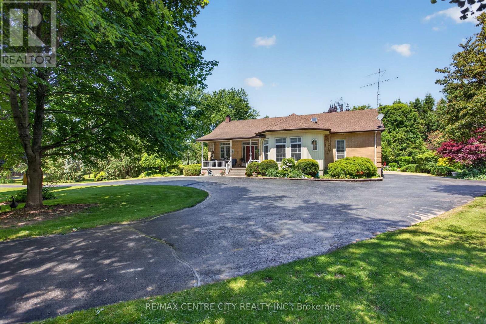 8982 YARMOUTH CENTRE ROAD, Central Elgin