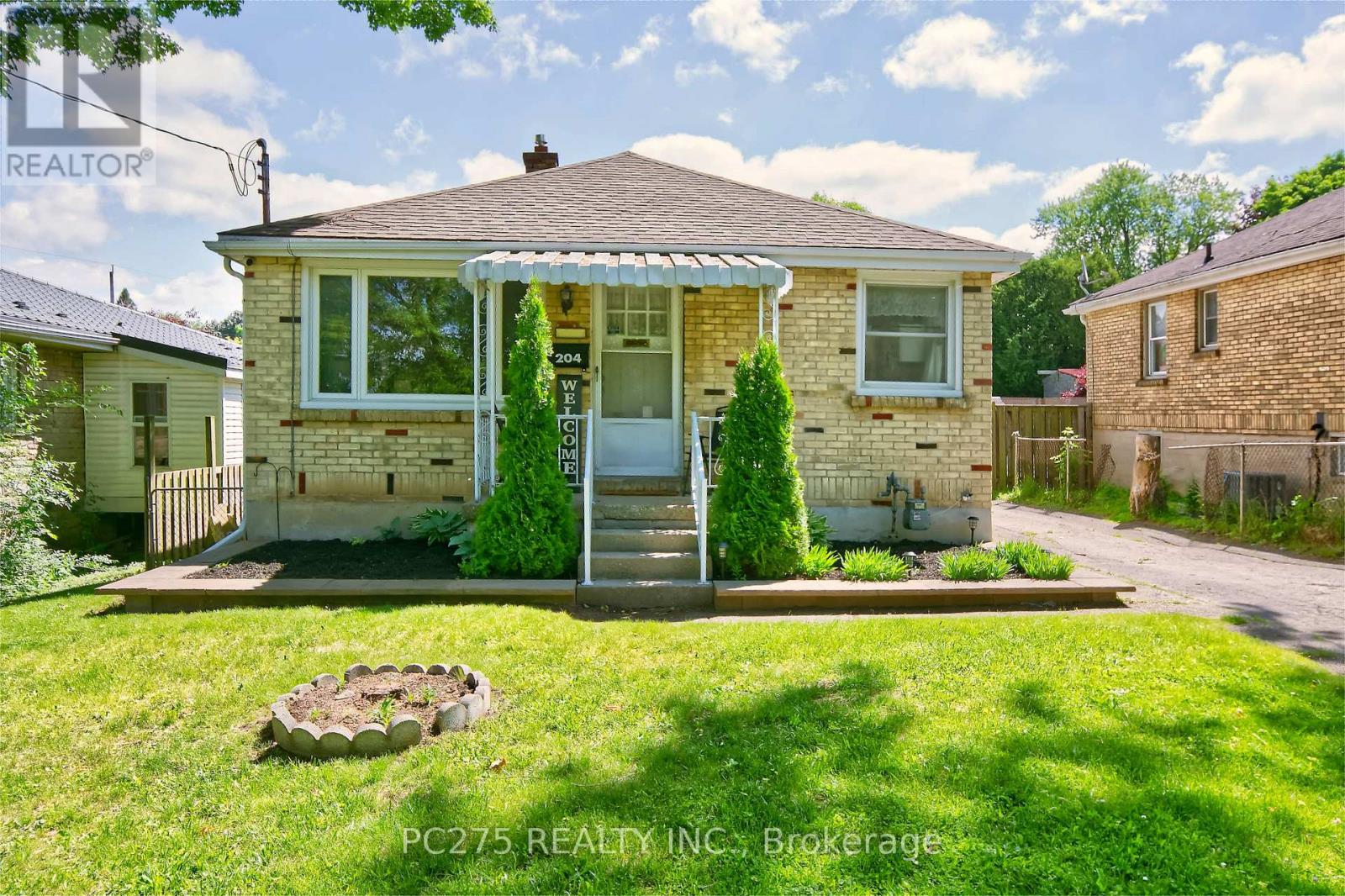204 TAYLOR STREET, London East (East C)