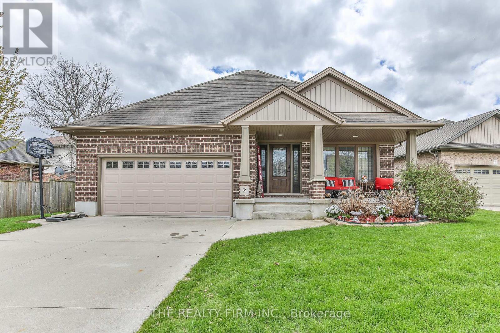 2 AMBLESIDE DRIVE, St. Thomas