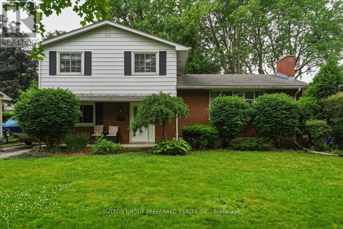 569 VISCOUNT ROAD, London South (South O)