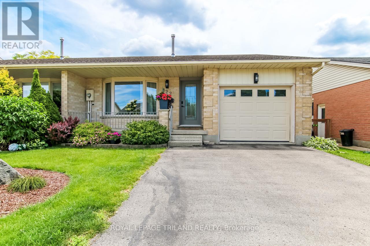 122 MANOR ROAD, St. Thomas