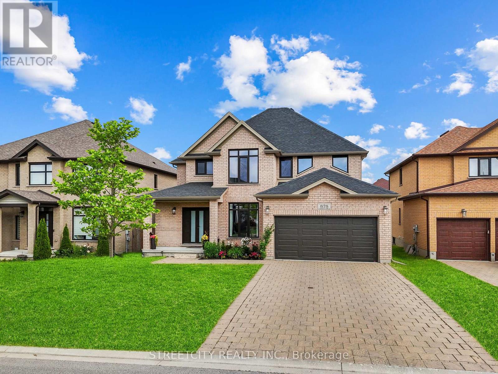 878 ZAIFMAN CIRCLE, London North (North B)
