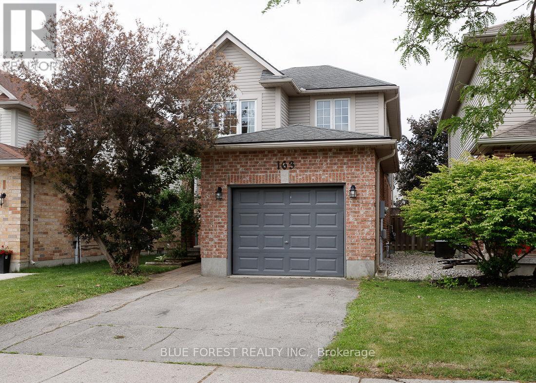 163 EMERALD ROAD, London South (South U)