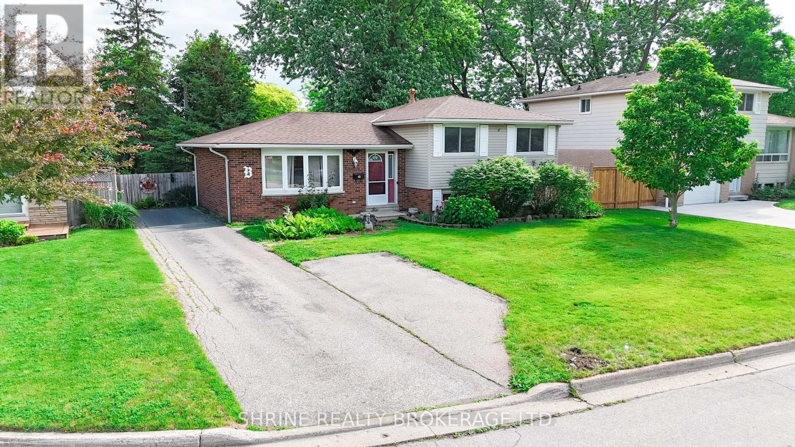 43 STIRLING CRESCENT, St. Thomas