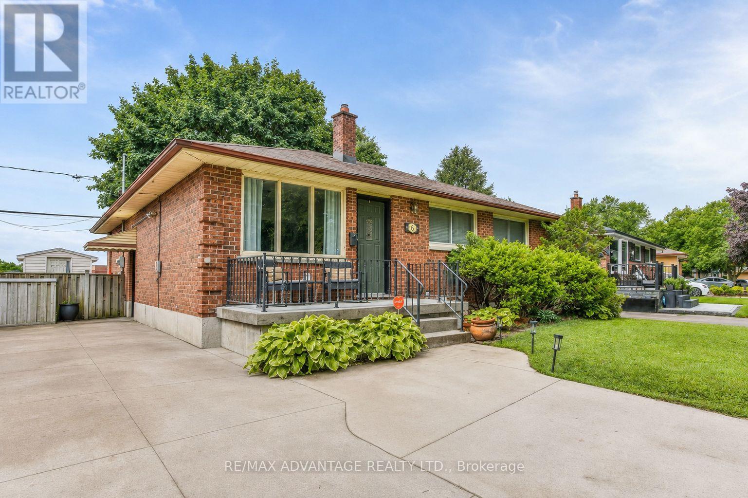 25 LAURENTIAN DRIVE S, London East (East O)