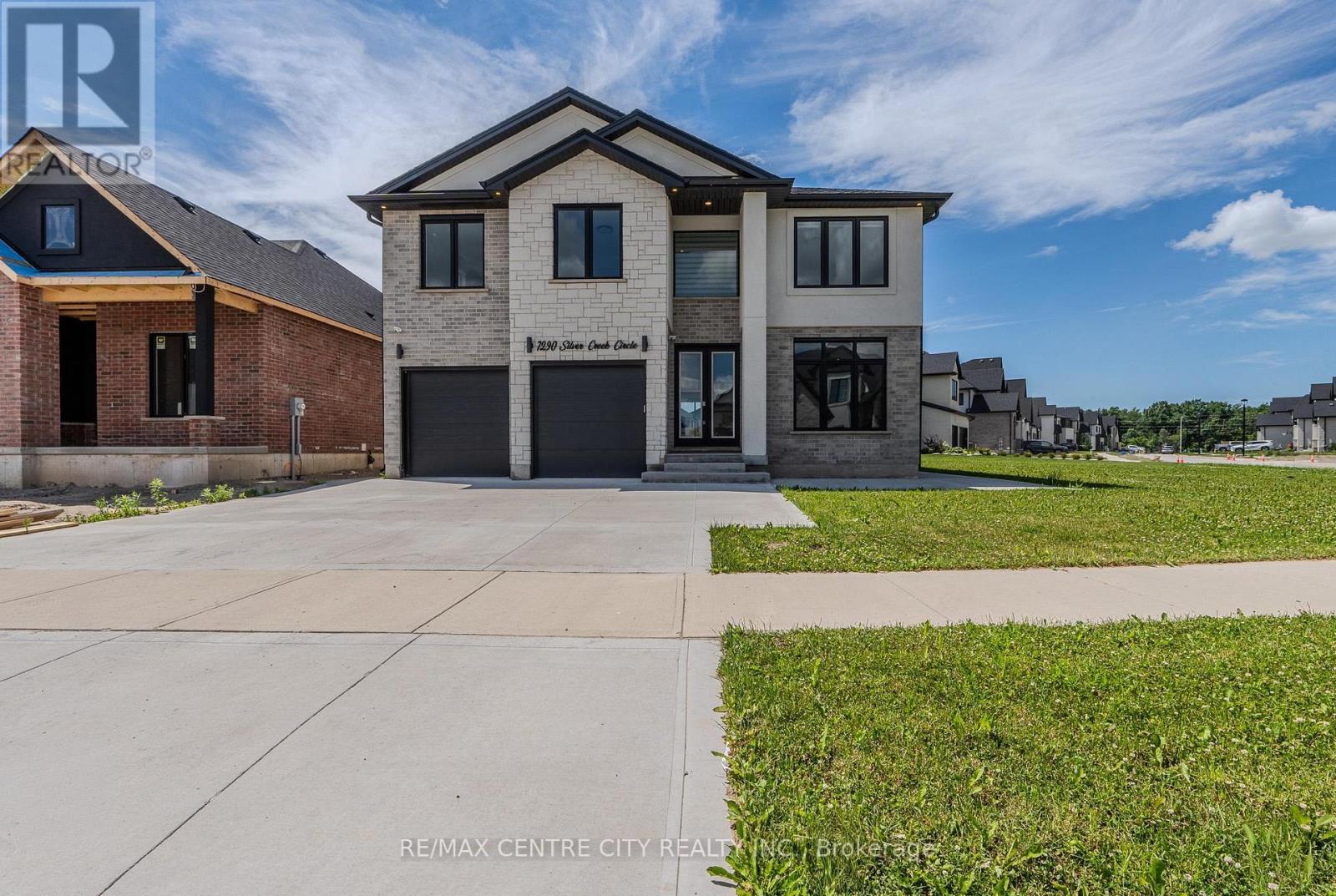 7290 SILVER CREEK CIRCLE, London South (South V)