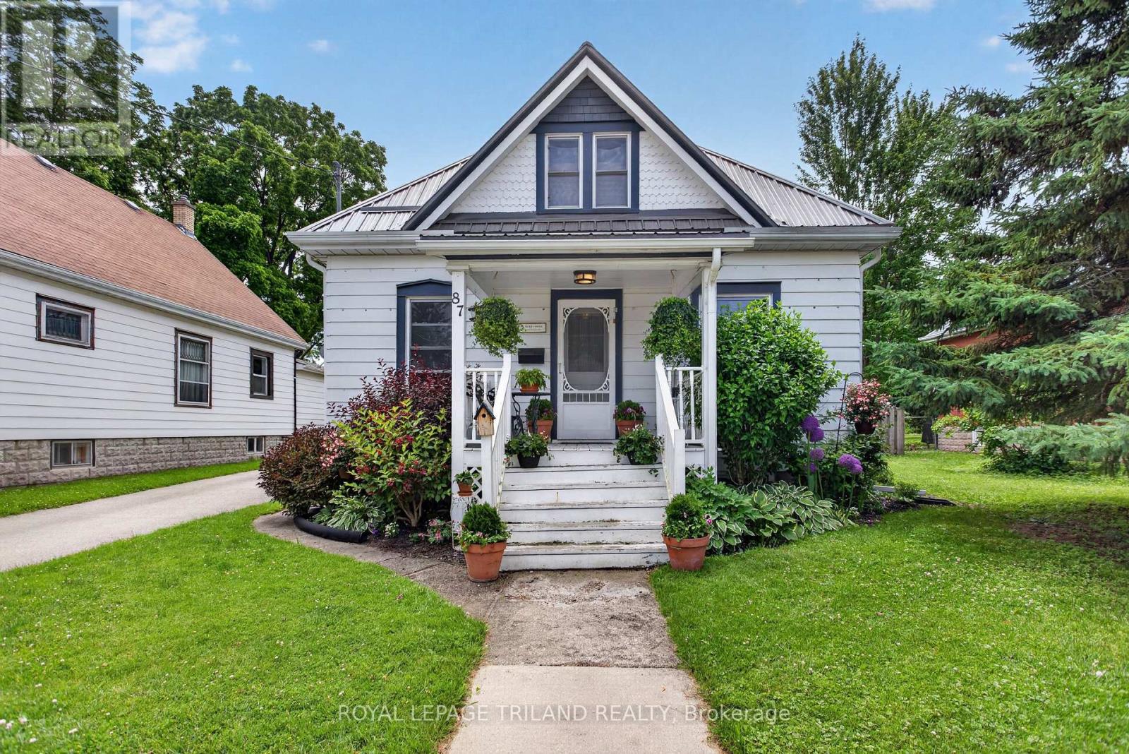 87 CHESTNUT STREET, St. Thomas