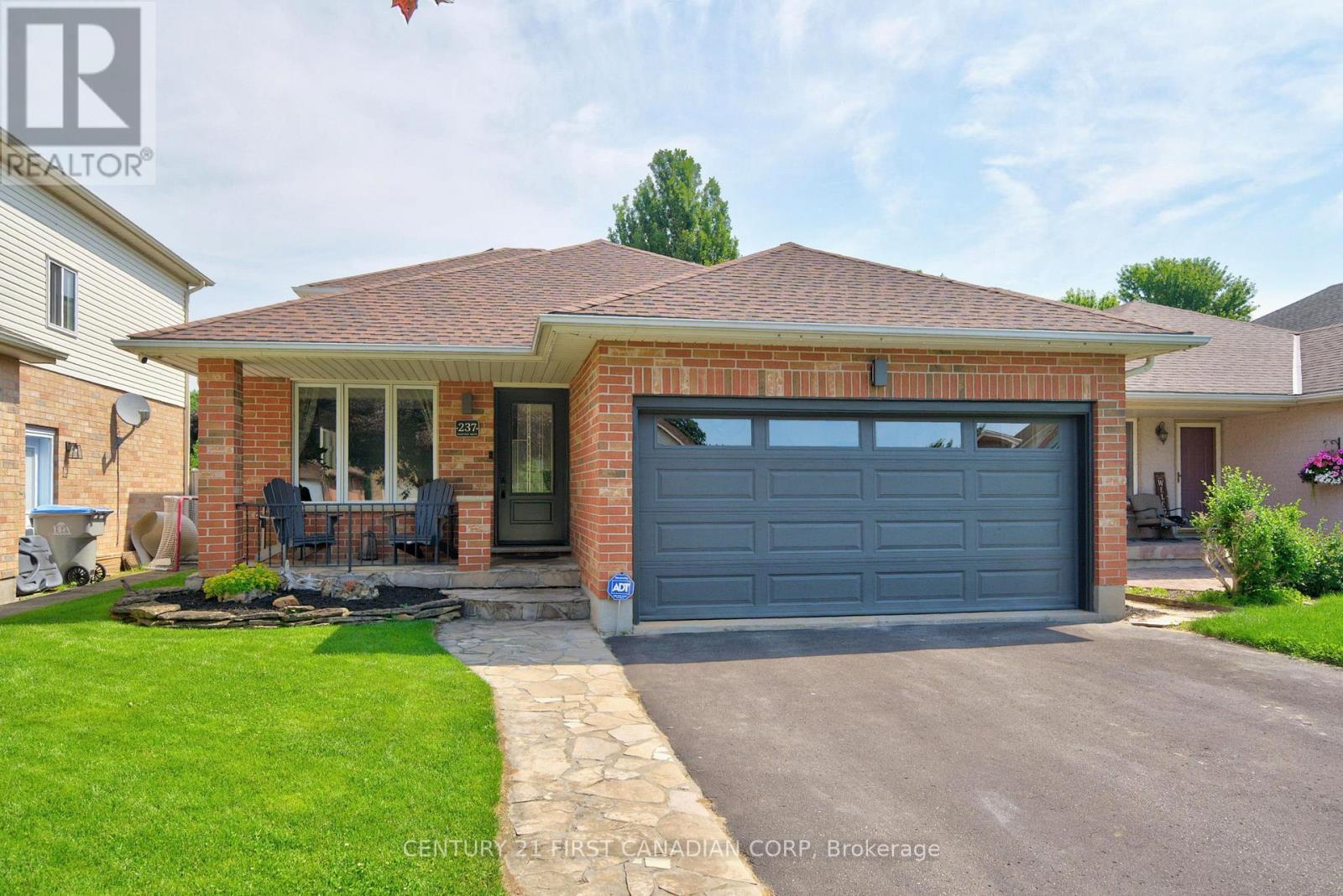 237 PARKVIEW DRIVE E, Strathroy-Caradoc (SE)