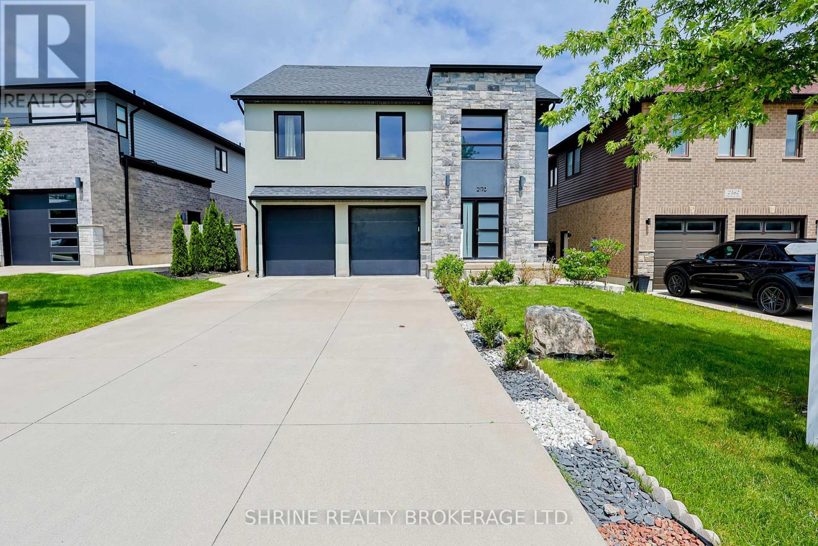 2170 DEBRA DRIVE, London South (South V)