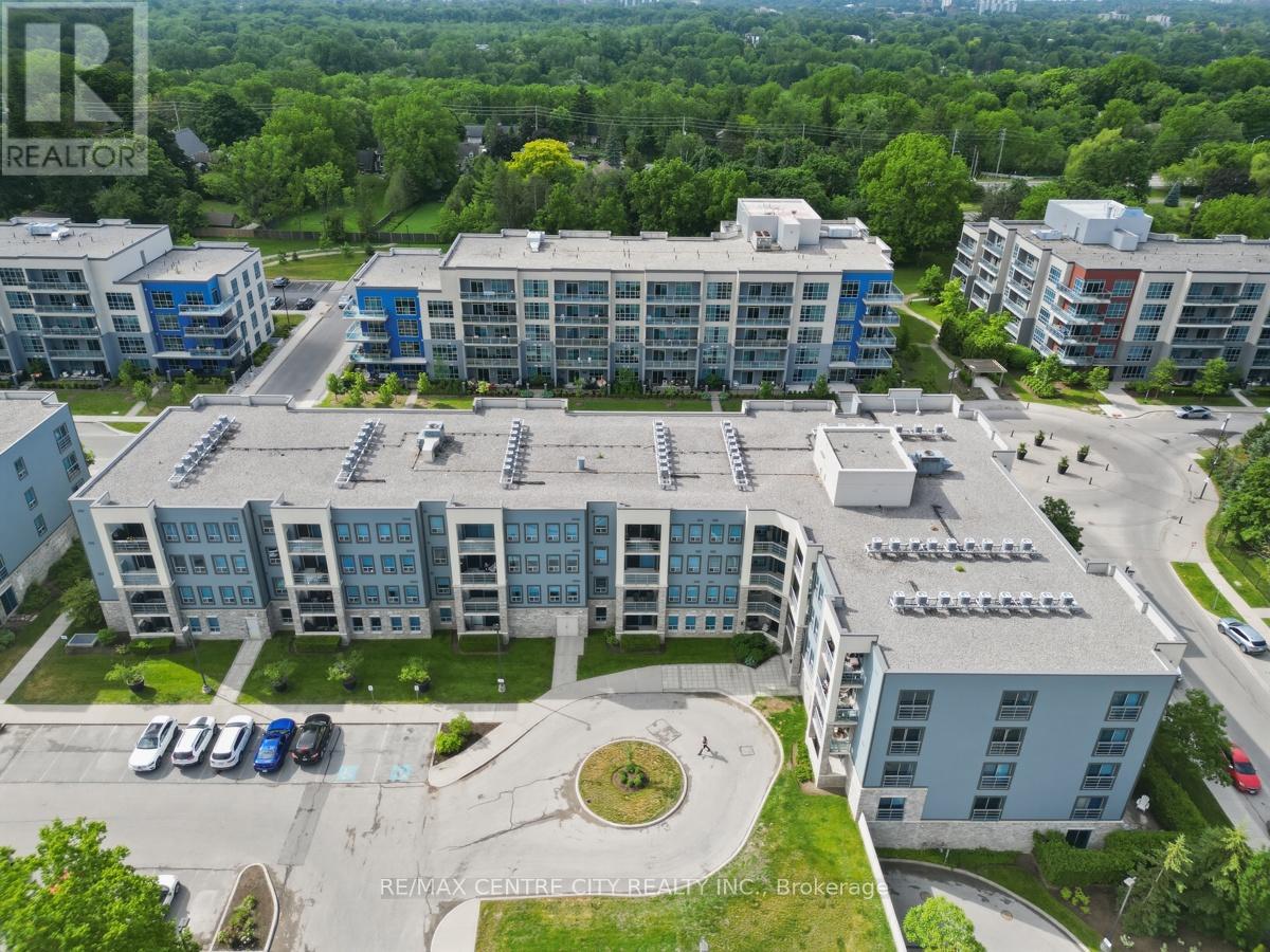 501 - 340 SUGARCREEK TRAIL, London North (North N)