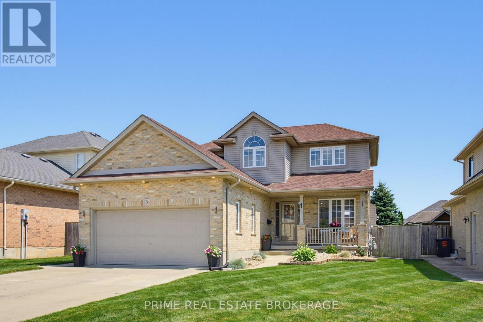 3 WATSON CRESCENT, Central Elgin