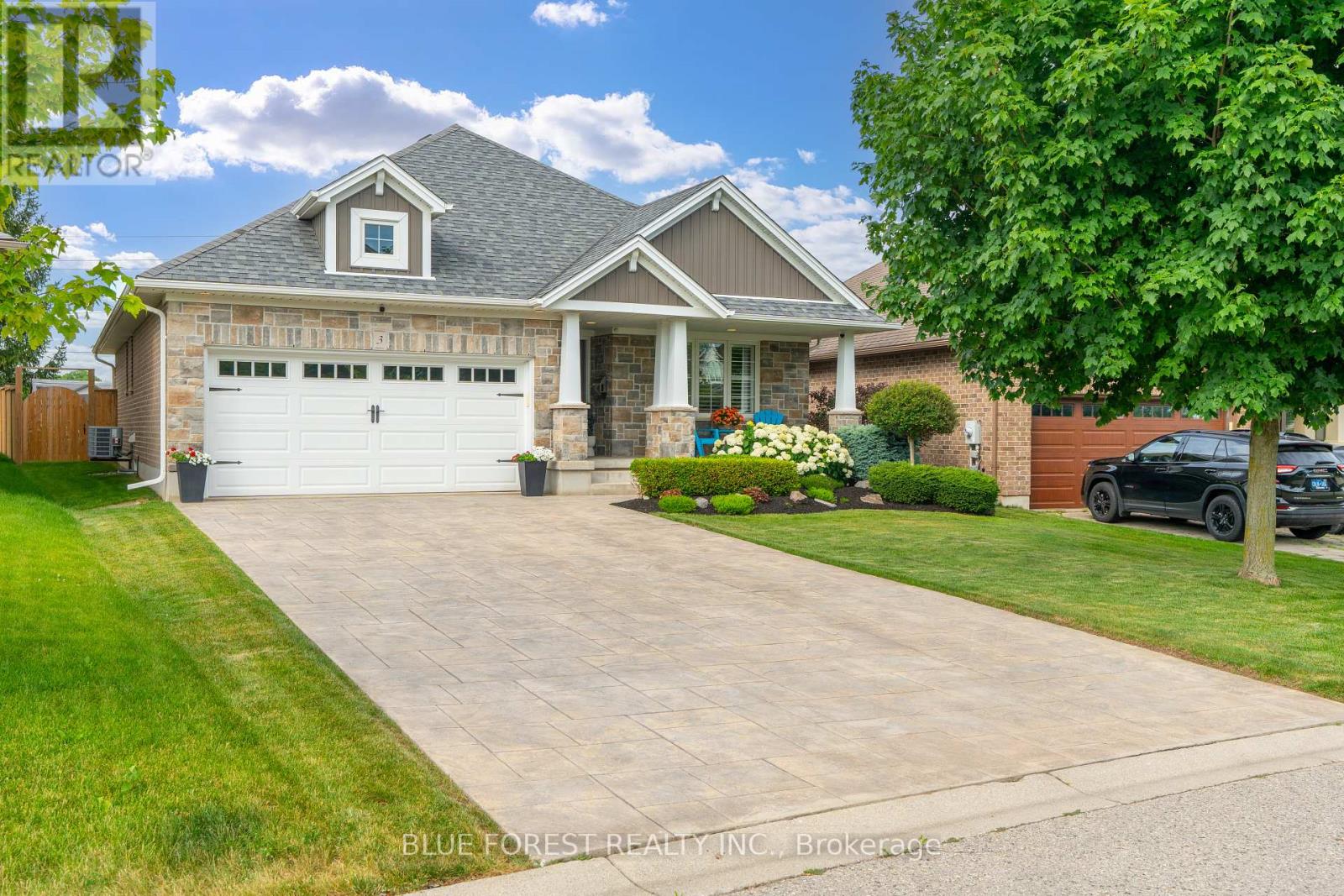 3 SUTHERLAND COURT, St. Thomas