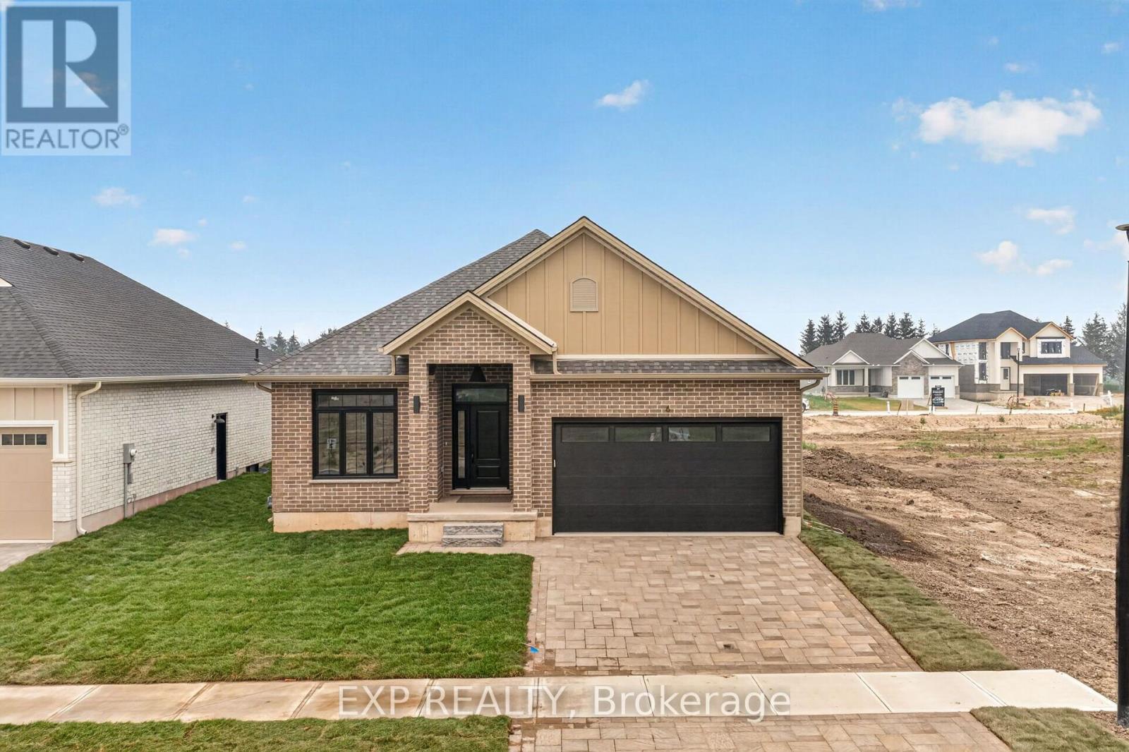 6 SULLIVAN STREET, South Huron (Stephen)
